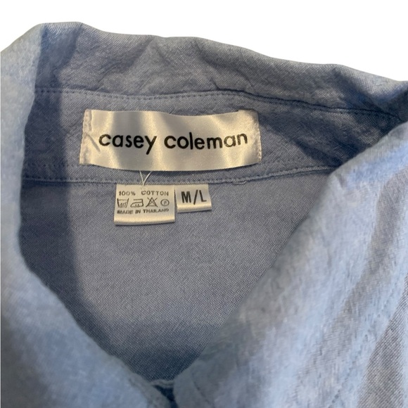 Casey Coleman Embroidered Nurse Doctor Medical theme denim button down size M/L - Picture 4 of 4